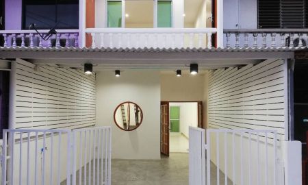 ขายทาวน์เฮาส์ - ขายทาวน์โฮม 2 ชั้นพร้อมผู้เช่า หมู่บ้านทรายทอง ติวานนท์ ซอย 45