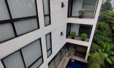 ให้เช่าอาคารพาณิชย์ / สำนักงาน - ให้เช่าบ้านเดี่ยว4ชั้นใจกลางอารีย์พญาไทพร้อมสระว่ายน้ำส่วนตัว บ้านเดี่ยวขนาดใหญ่ พื้นที่ 750 ตร.ม.