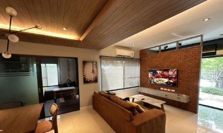 ให้เช่าบ้าน - ให้เช่าบ้านเดี่ยว 3 ห้องนอน โครงการหรูย่านถนนบางนา-ตราด โครงการหมู่บ้านมัณฑนาบางนา กม. 7 ใกล้เมกะบางนา