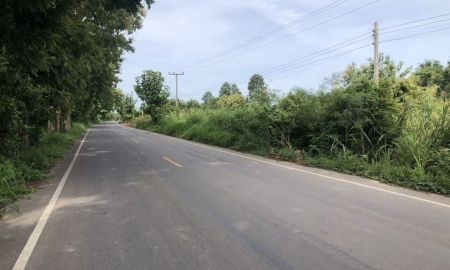 ขายที่ดิน - ขายที่ดิน 6 ไร่ ติดถนนลาดยางกว้าง 10 เมตร บ้านดงห่างจากถนนเส้นเอเชีย 13 กิโลเมตร อำเภอบางระกำ จังหวัดพิษณุโลก