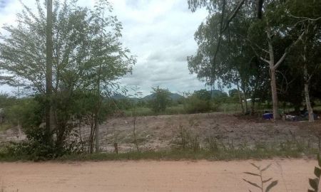 ขายที่ดิน - ขายถูก ที่ดินเปล่าถมแล้ว 300 ตร.ว. ตรงข้าม ม.ศิลปากร สามพระยา ชะอำ เพชรบุรึ