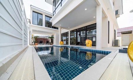 ขายบ้าน - ขายบ้านเดี่ยว พร้อมสระว่ายน้ำ ซอย กอไผ่ 7 ห้องนอน 8 ห้องน้ำ