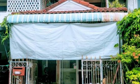 ขายทาวน์เฮาส์ - ทาวน์เฮ้าส์ 2 ชั้น 16 ตร.ว. หมู่บ้านแสงธรรม ซอยสุขาภิบาล5ซอย57 ถนนสุขาภิบาล5 เขตสายไหม กรุงเทพมหานคร
