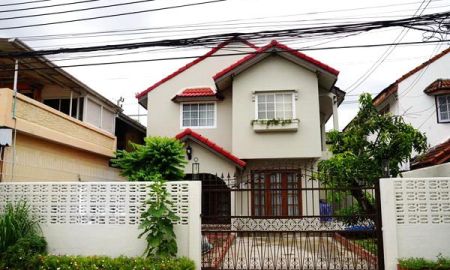 ให้เช่าบ้าน - ให้เช่า] บ้านเดี่ยว ถนนประชาอุทิศ (เอกมัย-รามอินทรา) / 3 ห้องนอน 2 ห้องน้ำ / 50 ตรว. 150 ตรม. **45,000**