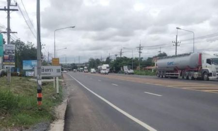 ขายที่ดิน - ขายที่ดินทำเลดีสีม่วงลายมาบยางพร 6 ไร่ ติดถนนสี่เลนเส้นทล.3191 อ.ปลวกแดง ระยอง