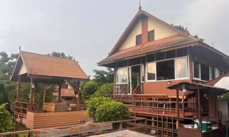 ขายที่ดิน - ขายที่ดินพร้อมกิจการร้านอาหาร ติดถนนบ้านหนองคล้า หนองรี เมืองชลบุรี