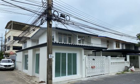 ขายบ้าน - ขายบ้านเดี่ยว 2 ชั้น รีโนเวทใหม่ทั้งหลัง พร้อมอยู่ ทำเลทองย่านประชาชื่น