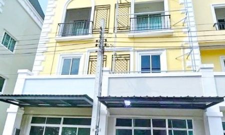 ให้เช่าทาวน์เฮาส์ - ถ รามอินทรา-พระยาสุเรนทร์ MRTบางชัน 2.6กม.ให้เช่าทาวน์โฮม 3 ชั้น 19ตร.วา. 229 ตร.ม. ติดถนน เหมาะกับโฮมออฟฟิศ โชว์รูม