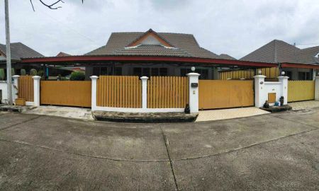 ให้เช่าบ้าน - บ้านให้เช่า รับสัตว์เลี้ยงได้ ใกล้โรงเรียนนานาชาติหลายแห่ง โซนหางดง เชียงใหม่