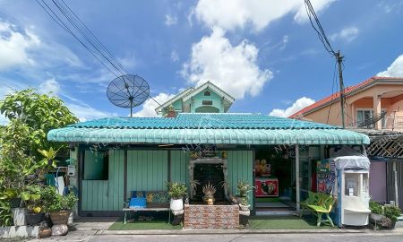 ขายบ้าน - บ้านแฝดสร้างเอง 2 ชั้น 48.5 ตร.ว.ซอยเทิดราชัน 25 ทำเลดีใกล้สนามบินดอนเมือง