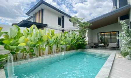 ขายบ้าน - บ้านพูลวิลล่า 2 ชั้น รีโนเวทใหม่ในสไตล์ Modern Luxury ใกล้สถานทูตอเมริกาและโรงเรียนนานาชาติหลายแห่งในเชียงใหม่