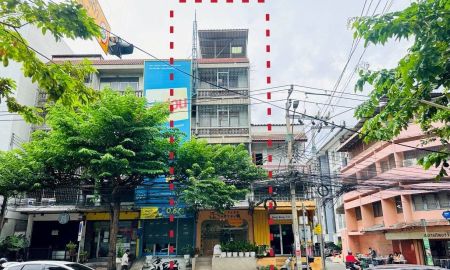 ขายอาคารพาณิชย์ / สำนักงาน - ขายอาคารพานิชย์ 4.5 ชั้น เนื้อที่ 16.6 ตรว. ริมถนนอ่อนนุช ( สุขุมวิท 77 ) แขวงสวนหลวง เขตสวนหลวง กทม.