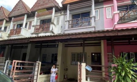 ขายทาวน์เฮาส์ - ขายบ้าน ทาวน์เฮาส์สองชั้น หมู่บ้านอรวรรณ อำเภอขลุง จันทบุรี