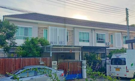 ขายทาวน์เฮาส์ - ขายทาวน์เฮาส์ 2 ชั้น แปลงมุม ม.พฤกษาวิวล์ (บ่อกรวด) บรรยากาศร่มรื่น ทำเลดี เดินทางสะดวก ใกล้โลตัสและแม็คโคร ถลาง