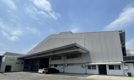 ให้เช่าโรงงาน / โกดัง - โรงงานมีเครน โรงงานบางพลี ให้เช่าโกดังพร้อมออฟฟิศ 3,700 ตร.ม. มีเครน ติดถนนเทพารักษ์ บางพลี