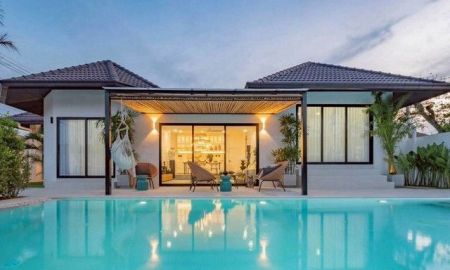 ขายบ้าน - วิลล่าหรูพร้อมสระว่ายน้ำ ใจกลางพัทยา ดีไซน์สวย หรูหรา ทุ่งกลม-ตาลหมัน, พัทยา