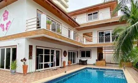 ให้เช่าบ้าน - ให้เช่าบ้านเดี่ยวพูลวิลล่า 3 ชั้น พร้อมสระว่ายน้ำ บ้านมีหาดส่วนตัว เดินไปทะเลเพียง 20 เมตร