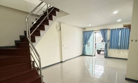 ขายบ้าน - ขายทาวน์เฮ้าส์บ่อวิน 2 ชั้นโครงการเดอะเน็กซ์วิลเลจ2 ขนาด 2ห้องนอน 2ห้องน้ำ อ.บ่อวิน ศรีราชา ชลบุรี