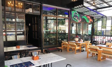 ขายอาคารพาณิชย์ / สำนักงาน - ให้เซ้งร้านอาหาร บนเขาพระตำหนักซอย 4 พัทยา