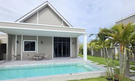 ขายบ้าน - บ้านรีเซล บนเนื้อที่ขนาดใหญ่ พร้อมสระว่ายน้ำ หนองปรือ ซอย 6 ซอยสยาทันทรีคลับ