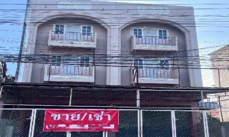 ขายอาคารพาณิชย์ / สำนักงาน - ขายอาคารพาณิชย์ 3 ชั้น 2 คูหา ห้องริม เนื้อที่ 43.8 ตารางวา อำเภอเมืองพิษณุโลก