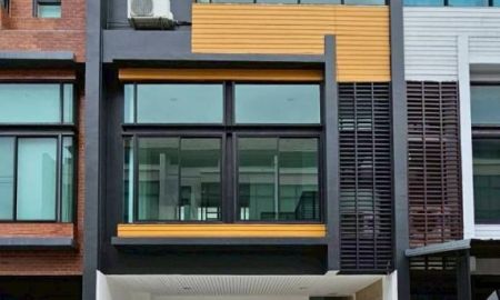 ขายทาวน์เฮาส์ - ขายโฮมออฟฟิศ 4 ชั้น เดอะ ฮาบิแทท ศรีวรา ทาวน์อินทาวน์ 25 ตร.วา พื้นที่ใช้สอย 300 ตร.ม. 4 ห้องนอน 4 ห้องน้ำ ขาย 13.75 ลบ.*