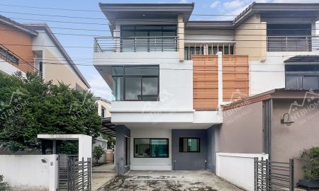 ขายทาวน์เฮาส์ - ทาวน์โฮม 3 ชั้น เวอรีเดียน ราชพฤกษ์ ทำเลดีเข้าซอยไม่ลึก ใกล้สถานีรถไฟฟ้า