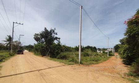 ขายที่ดิน - ขายด่วน! ที่ดินแปลงมุม 1-1-97 ไร่ ทำเลทอง รับพิจารณาข้อเสนอที่สมเหตุสมผล