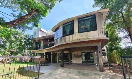 ขายบ้าน - บ้านหรู 3 ชั้น สไตล์รีสอร์ท วิวภูเขาล้อมรอบสุดอลังการ ใจกลางทำเลทองแม่ริม เชียงใหม่