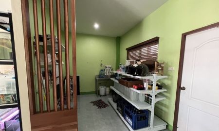 ขายอาคารพาณิชย์ / สำนักงาน - ขายอาคารพาณิชย์ ซอยหมอประมวล ตำบลหนองหาร อำเภอสันทราย จังหวัดเชียงใหม่