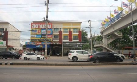 ขายอาคารพาณิชย์ / สำนักงาน - ขายอาคารพาณิชย์ 2 คูหา 3 ชั้นครึ่ง ตำบลบางบัวทอง อำเภอบางบัวทอง นนทบุรี