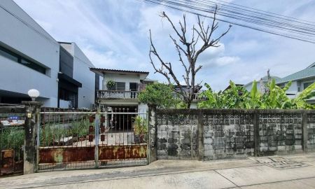 ขายที่ดิน - ขายที่ดินศรีนครินทร์38 พัฒนาการ ใกล้รถไฟฟ้า BTSศรีนคิรนทร์ เพียง 500 เมตร ใกล้ซีคอน แม็คโคร สวนหลวง ร.9 ออกได้ทั้งสุขุมวิท77 อ่อนนุช อุดมสุข บางนา