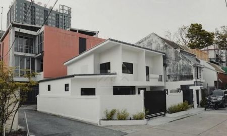 บ้าน - เช่า ขาย บ้านเดี่ยว รีโนเวทใหม่ หลังมุม ซอยพัฒนาการ12 ใกล้ทางด่วน เดินทางสะดวก