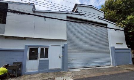 ให้เช่าโรงงาน / โกดัง - ให้เช่า โกดังเก็บสินค้าพร้อม สำนักงาน 374 ตรม. รัชดา - สุทธิสาร ทำเลดี เดินทางสะดวก ให้เช่า เดือนละ 100,000.- บาท