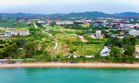 ขายที่ดิน - ขายที่ดินบางเสร่ ราคาดี หน้าติดทะเล-หลังติดถนนสุขุมวิท สัตหีบ ชลบุรี