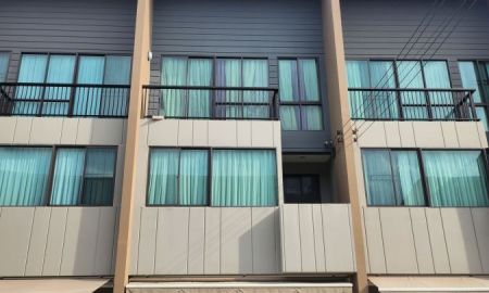 ให้เช่าทาวน์เฮาส์ - ให้เช่า ทาวน์โฮม 3 ชั้น บ้าน กลางเมือง ลาดพร้าว-เสรีไทย 52