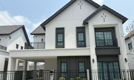 ให้เช่าบ้าน - ให้เช่า Centro บางนา บ้านทำเล บางนา กม.7 ติด เมกา บางนาเพียง 5 นาทีถึง Mega บางนา