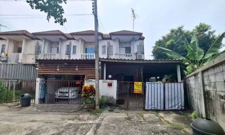 ขายทาวน์เฮาส์ - ขายบ้าน 2 ชั้น หลังริม หมู่บ้านกฤษณา 2 สามโคก ปทุมธานี