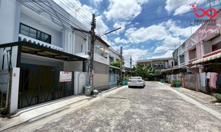 ขายทาวน์เฮาส์ - ขายทาวน์เฮาส์ 2 ชั้น 18 ตร.วา วงศ์สว่าง 19 บางซื่อ รีโนเวทใหม่