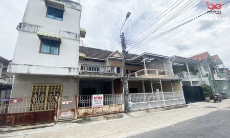 ขายทาวน์เฮาส์ - ขายทาวน์เฮาส์ 3 ชั้น 30 ตร.วา ลาดพร้าว 31 หมู่บ้านรุ่งเจริญ ใกล้ MRT และรถไฟฟ้าสายสีเหลือง
