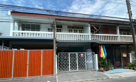 ขายทาวน์เฮาส์ - ขายทาวน์เฮ้าส์ 2 ชั้น หมู่บ้านรามทาวเฮ้าส์ ซอยรามคำแหง 24 แยก 8 ถ.รามคำแหง เขตบางกะปิ กรุงเทพมหานคร