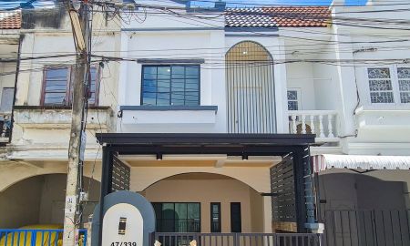 ขายทาวน์เฮาส์ - ขาย ทาวน์เฮ้าส์ 2ชั้น ใกล้ซาฟารีเวิลด์ มบ.วรางกูล ถ.เลียบคลองสอง5 บางชัน รามอินทรา แฟชั่น รีโนเวทใหม่ พร้อมอยู่