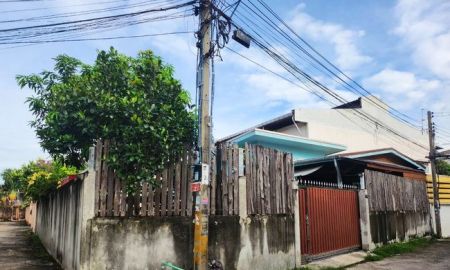 ขายบ้าน - ขายบ้านเดี่ยว ซอยจรัญสนิทวงศ์ 50/1 ถนนจรัญสนิทวงศ์ เนื้อที่ 82 ตร.ว. 3 นอน 2 น้ำ