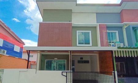 ขายทาวน์เฮาส์ - Vายด่วน ทาวน์โฮม 2 ชั้น หลังมุม รีโนเวทใหม่ หมู่บ้านบัวทองธานี เฟส17 เนื้อที่ 23.6 ตร.ว พื้นที่ใช้สอย 121 ตร.ม