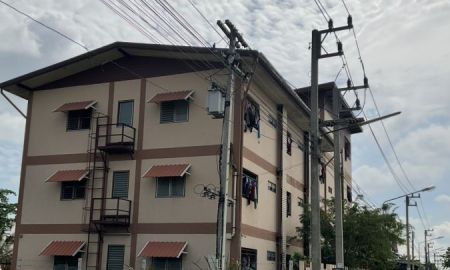 ขายอพาร์ทเม้นท์ / โรงแรม - ขายอพาร์ทเม้นต์3ชั้น29ห้อง130ตรว.พร้อมที่ดินแปลงด้านข้างอีก65ตรว ผลตอบแทน8หมื่น/ด ซ.เมตตา ถ.เลียบคลอง7 ลำลูกกา ปทุมธานี มีผู้เช่าเต็มต่อสัญญาทุก2ปี