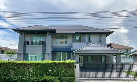 ขายบ้าน - ขายบ้านเดี่ยว 2 ชั้น พร้อมสระว่ายน้ำ หมู่บ้าน ณุศาศิริ ซิตี้ พระราม 2 หน้าบ้านทิศใต้