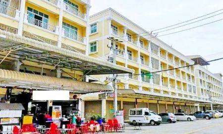 ให้เช่าอาคารพาณิชย์ / สำนักงาน - ตลาดสดไอยรา พลาซ่า 2.2กม.ให้เช่าอาคารพาณิชย์ 4.5 ชั้น 22ตร.วา. 342ตร.ม. 3นอน ใกล้แมคโครคลองหลวง