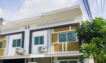 ขายทาวน์เฮาส์ - ขายทาวน์เฮาส์ 2 ชั้น หลังมุม หมู่บ้านไลโอ บลิสซ์ กาญจนา-กันตนา ทำเลดี เดินทางสะดวก