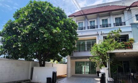 ทาวน์เฮาส์ - ขายและให้เช่าทาวน์เฮ้าส์ บ้านกลางเมือง เออร์บาเนี่ยน พระราม 9-วงแหวน เนื้อที่ 30.7 ตร.ว. 3 ชั้น 3 นอน 3 น้ำ