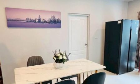 ให้เช่าบ้าน - บ้านเดี่ยวเช่า โครงการ Centro วิภาวดี ดอนเมือง บ้านหลังมุม 4ห้องนอน 5ห้องน้ำ